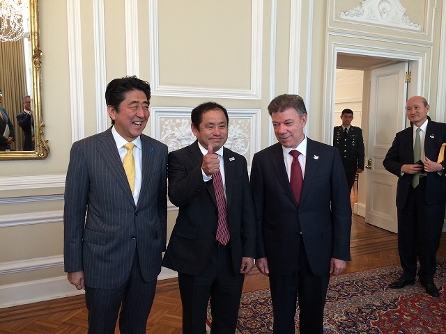 安倍晋三元内閣総理大臣携帯ストラップ 日本製｜おもちゃ